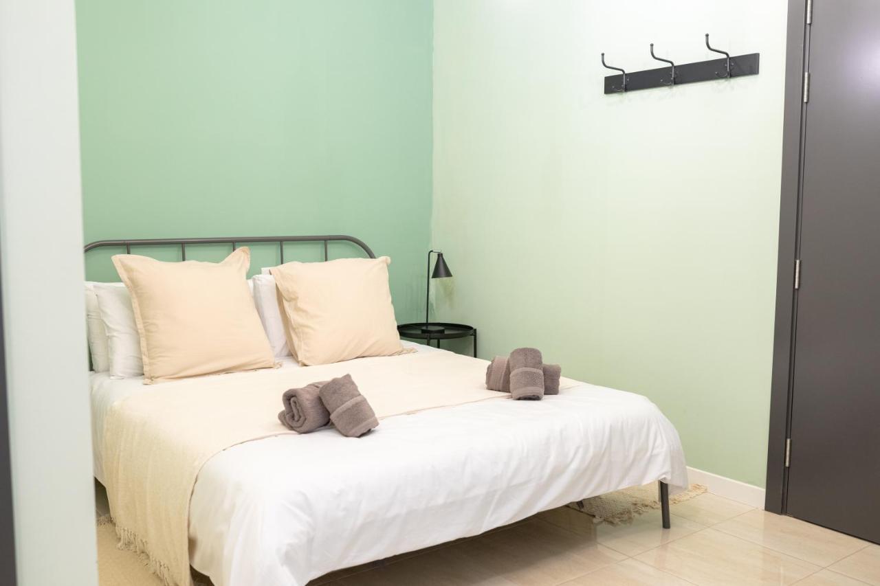Private With Ensuite - Three Cities House