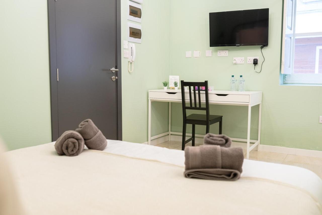 Private With Ensuite - Three Cities House منزل للإقامة